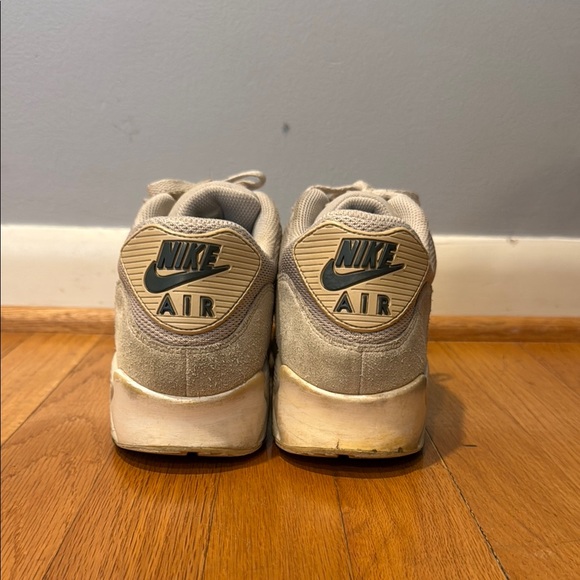 Nike Air Max 90 - Picture 3 of 6